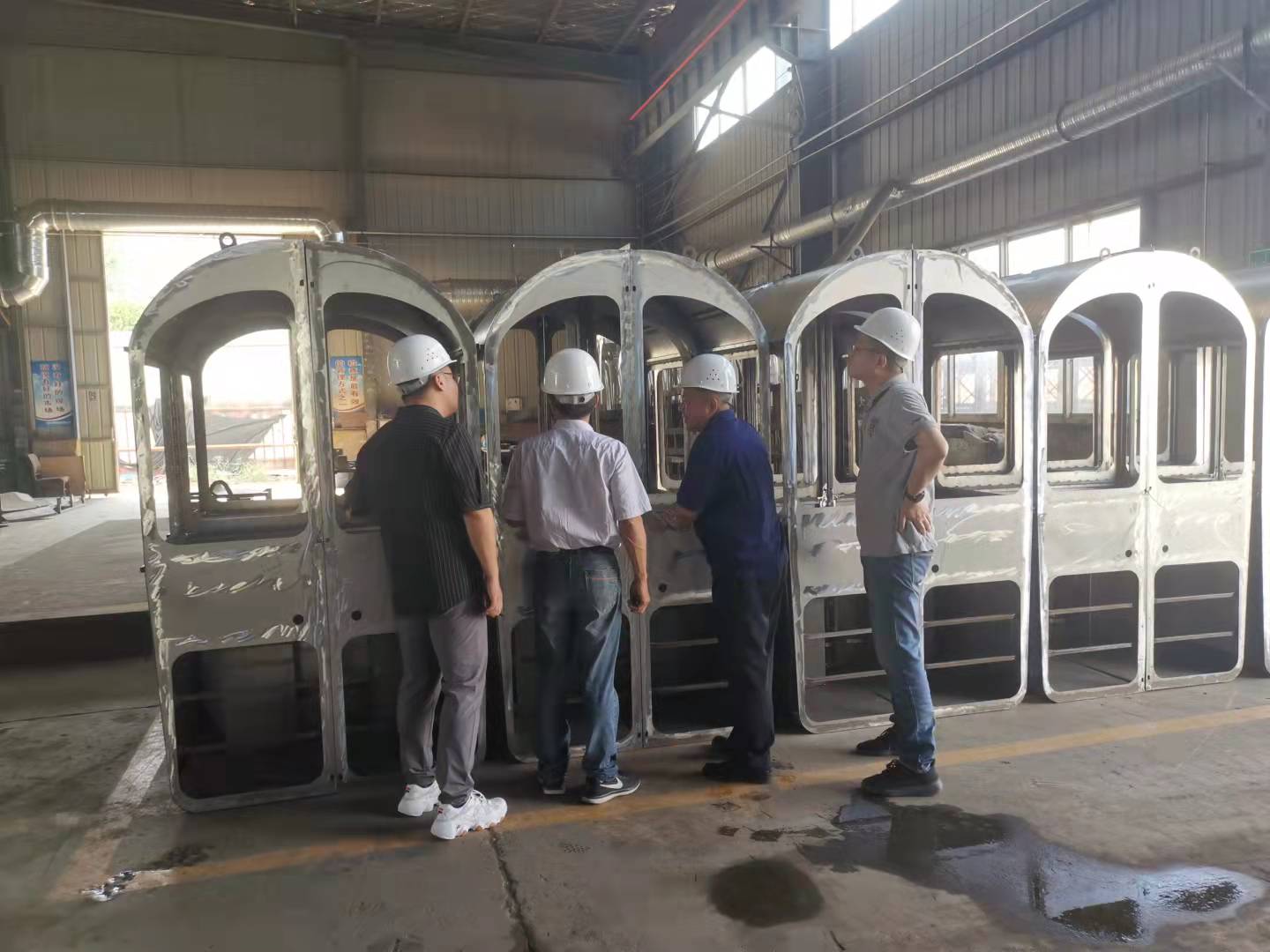 1632817007563159.jpg 查看司机室.jpg